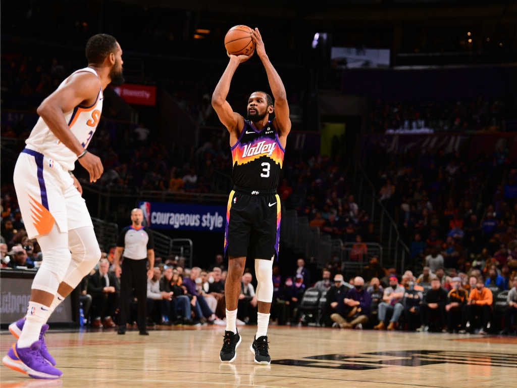 KD坐镇必胜关键时刻！太阳以勇士之策反制勇士